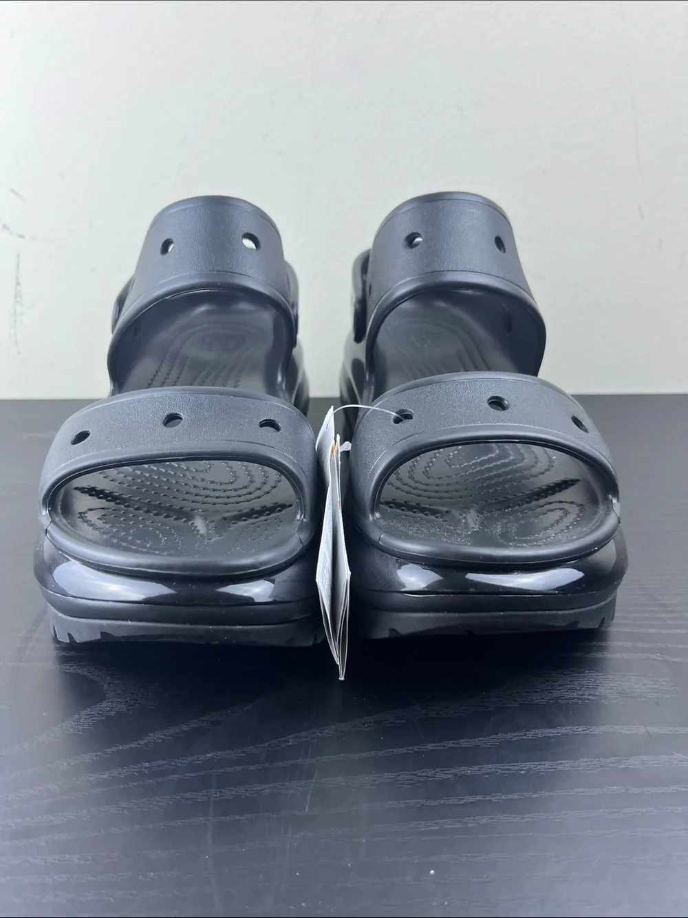 Crocs Mega Crush Women's Size 11 Black Platform Sandals Adjustable Strap Shoes